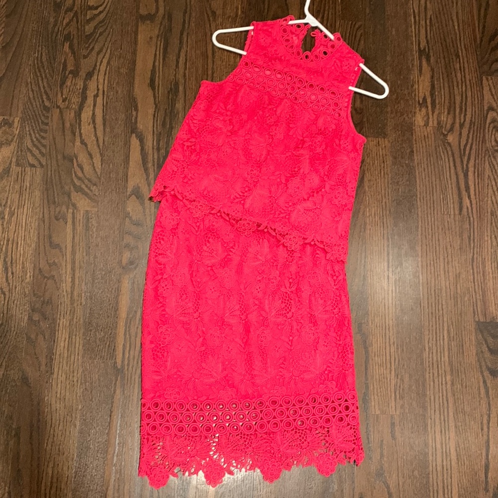 Tahari matching set